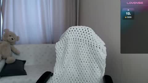Snapshot of sunny_bunny6 chatting on May 2026 05:58:01 AM Naomi online show from May 2026 05:58:01 AM