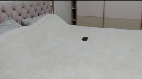 Snapshot of sunny_love__ chatting on October 2025 06:36:01 AM Vanessa online show from October 2025 06:36:01 AM