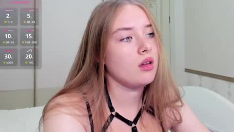 Snapshot of sunny_love__ chatting on November 2025 06:40:02 AM Vanessa online show from November 2025 06:40:02 AM