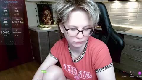 sunny mood online show from May 2026 04:10:02 AM