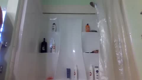 Sunnie online show from December 2024 04:20:01 PM