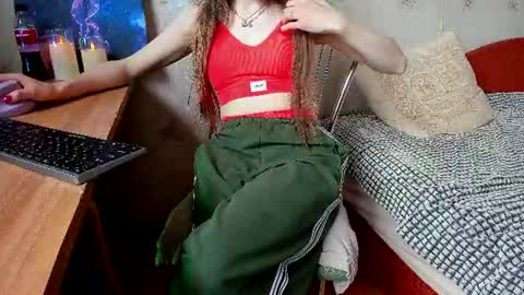 Snapshot of sunnyjoys chatting on July 2026 11:25:01 AM Alina Streams Mon to Fri online show from July 2026 11:25:01 AM