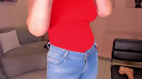 Sunny Rivers online show from April 2026 07:07:02 PM