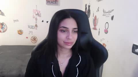 Snapshot of sunrocss chatting on November 2025 11:57:02 AM sunrocss online show from November 2025 11:57:02 AM