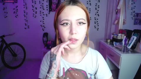 Sunset online show from September 2025 04:05:01 AM