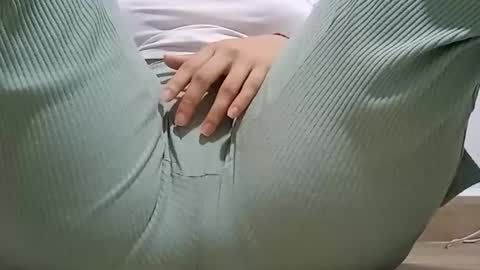 Annie online show from January 2026 06:31:02 PM