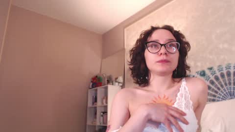 Hella online show from February 2025 06:35:02 PM