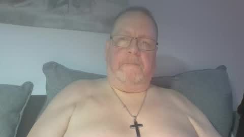 Snapshot of sunspotbaby chatting on November 2025 11:37:02 PM Sunspotbaby online show from November 2025 11:37:02 PM