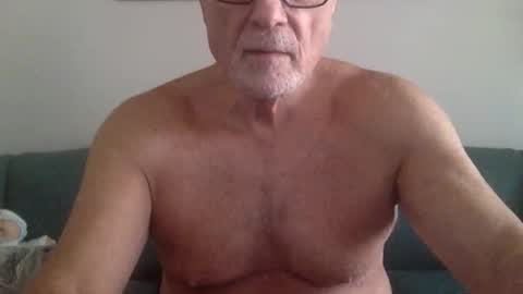 Snapshot of suntrdr077 chatting on November 2025 05:34:02 PM suntrdr077 online show from November 2025 05:34:02 PM