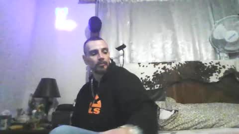 Snapshot of superd512 chatting on January 2025 03:04:02 AM Guero Cash online show from January 2025 03:04:02 AM