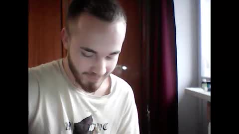 Snapshot of supermanqsky chatting on December 2024 08:03:02 AM SupermanQSky online show from December 2024 08:03:02 AM