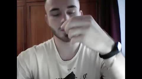 Snapshot of supermanqsky chatting on December 2024 12:28:01 PM SupermanQSky online show from December 2024 12:28:01 PM