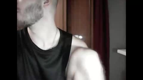 Snapshot of supermanqsky chatting on December 2024 04:11:01 PM SupermanQSky online show from December 2024 04:11:01 PM