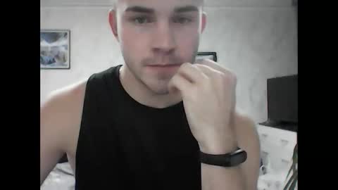 Snapshot of supermanqsky chatting on December 2024 01:59:02 PM SupermanQSky online show from December 2024 01:59:02 PM