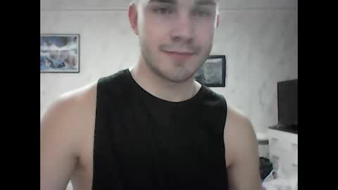 Snapshot of supermanqsky chatting on December 2024 05:25:01 PM SupermanQSky online show from December 2024 05:25:01 PM