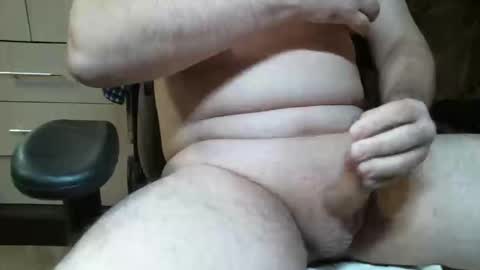 Snapshot of supermax13sm chatting on November 2025 04:18:02 AM welcome to my room online show from November 2025 04:18:02 AM