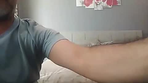 Snapshot of supernovarise chatting on February 2025 11:24:01 PM supernovarise online show from February 2025 11:24:01 PM