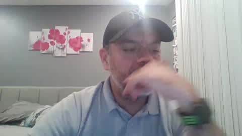 Snapshot of supernovarise chatting on February 2025 01:52:02 AM supernovarise online show from February 2025 01:52:02 AM