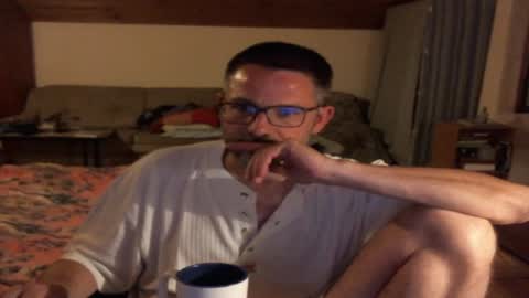 Snapshot of supersquirrel81 chatting on June 2026 09:08:02 PM supersquirrel81 online show from June 2026 09:08:02 PM