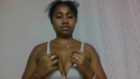 surbelle online show from April 2026 07:58:01 PM