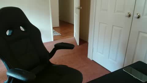 surge_0 online show from March 2026 08:53:02 AM