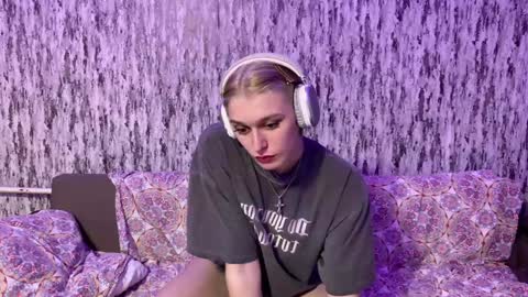 Vladiva online show from January 2025 11:35:01 AM