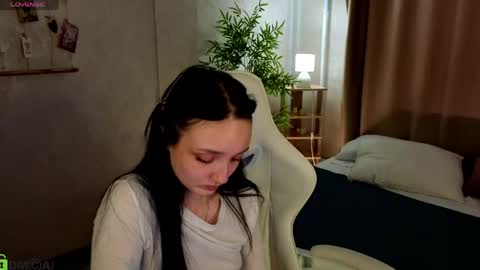 Snapshot of susan__clark chatting on May 2026 01:46:01 AM Annie online show from May 2026 01:46:01 AM