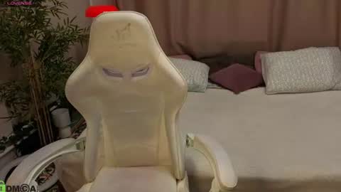 Snapshot of susan__clark chatting on July 2026 01:19:02 AM Annie online show from July 2026 01:19:02 AM