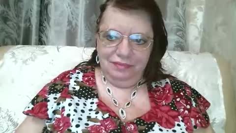 SusanaAhSun online show from November 2025 12:05:02 PM