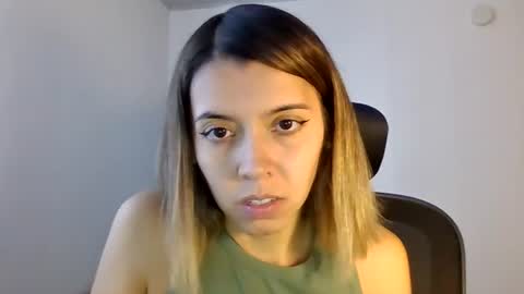 Snapshot of susanaduncann chatting on July 2026 02:57:01 PM Susana online show from July 2026 02:57:01 PM