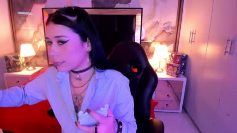 susanvilla online show from January 2026 07:39:01 PM