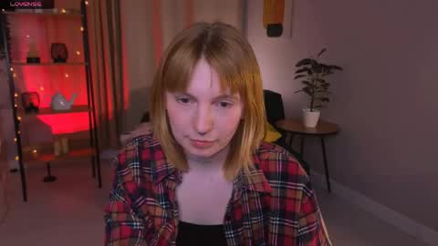 SUSIE 3 online show from April 2026 09:49:02 PM