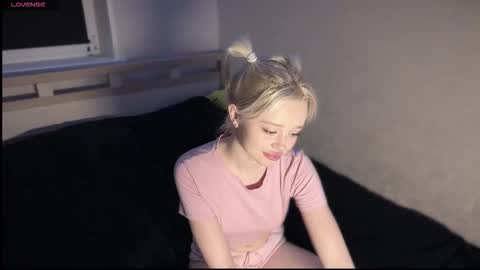 Sue online show from February 2026 03:37:02 PM