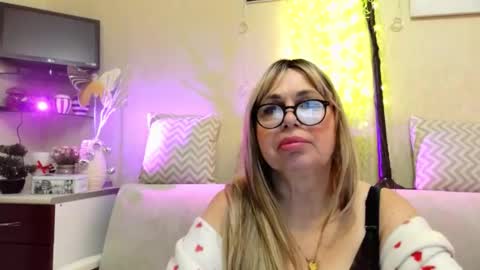 SusiexNoreen online show from February 2026 10:39:01 PM