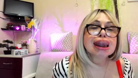 SusiexNoreen online show from March 2026 04:52:02 AM