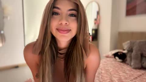 Snapshot of sussanf_ chatting on December 2024 11:14:01 PM  Susy  online show from December 2024 11:14:01 PM