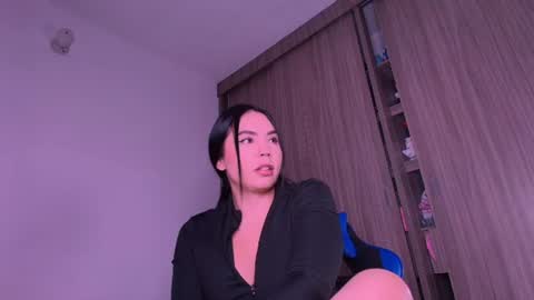 Andrea online show from July 2026 11:42:02 PM