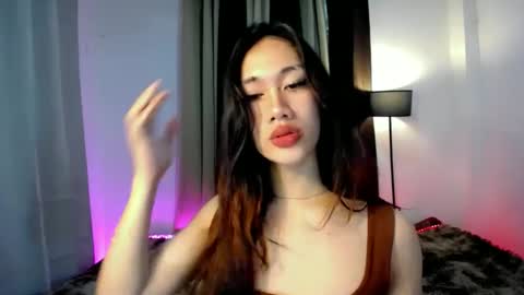 Snapshot of sususlutxx chatting on January 2025 10:01:01 PM susie online show from January 2025 10:01:01 PM