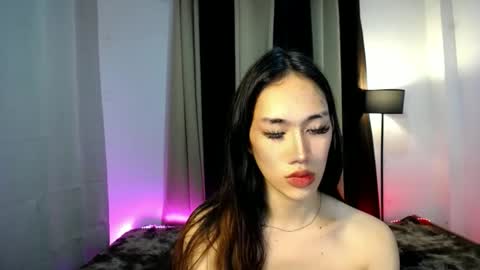 Snapshot of sususlutxx chatting on January 2025 10:23:02 AM susie online show from January 2025 10:23:02 AM