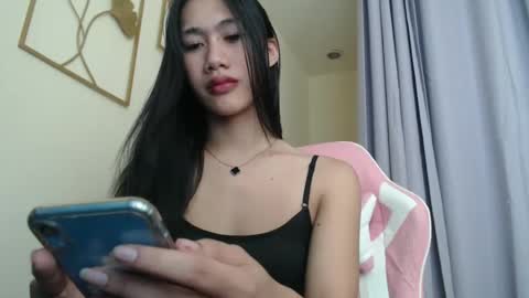 Snapshot of sususlutxx chatting on October 2025 06:42:02 AM susie online show from October 2025 06:42:02 AM