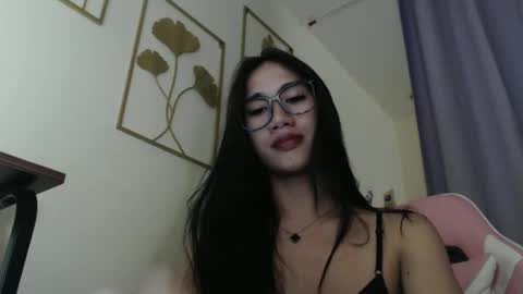 Snapshot of sususlutxx chatting on October 2025 07:36:02 PM susie online show from October 2025 07:36:02 PM