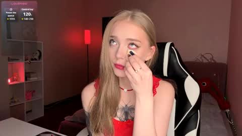 Jessica online show from April 2026 01:03:01 PM