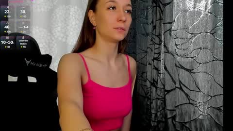 Snapshot of suzan_saint chatting on March 2025 03:46:02 AM S online show from March 2025 03:46:02 AM