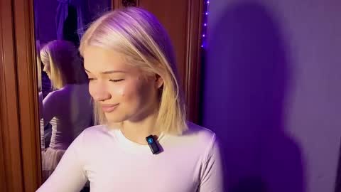 Stacy online show from April 2026 10:18:01 PM