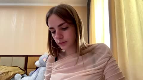 Emila online show from June 2026 11:30:02 AM