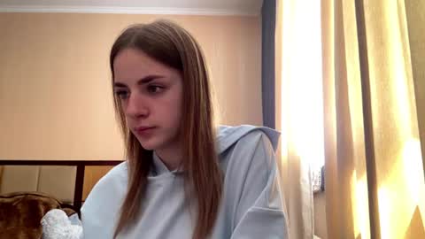 Emila online show from June 2026 11:13:01 AM