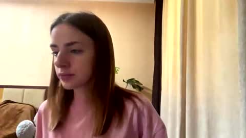 Emila online show from July 2026 07:44:01 AM