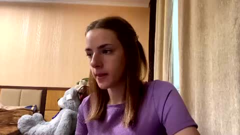 Emila online show from July 2026 07:35:02 AM