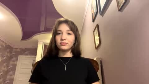 Snapshot of suzetteeckroad chatting on October 2025 07:54:01 AM Catherine online show from October 2025 07:54:01 AM