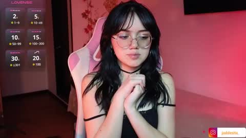 Snapshot of suzumi_ chatting on December 2024 08:16:01 AM Jadde  online show from December 2024 08:16:01 AM